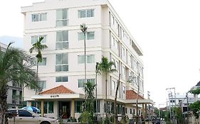 โรงแรมเลย ออร์คิด